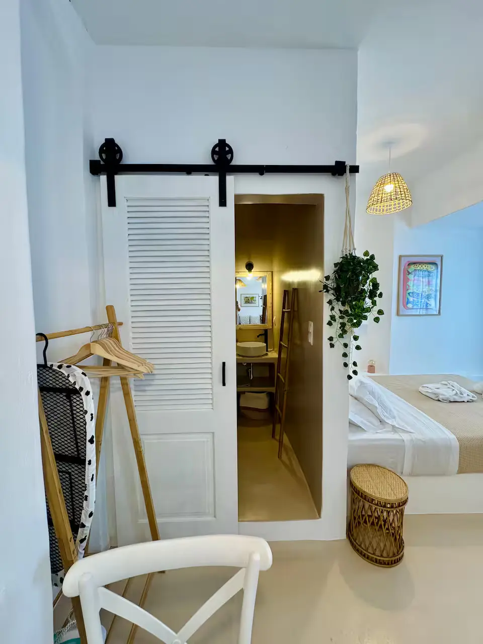 Central Two Storey Home bedroom