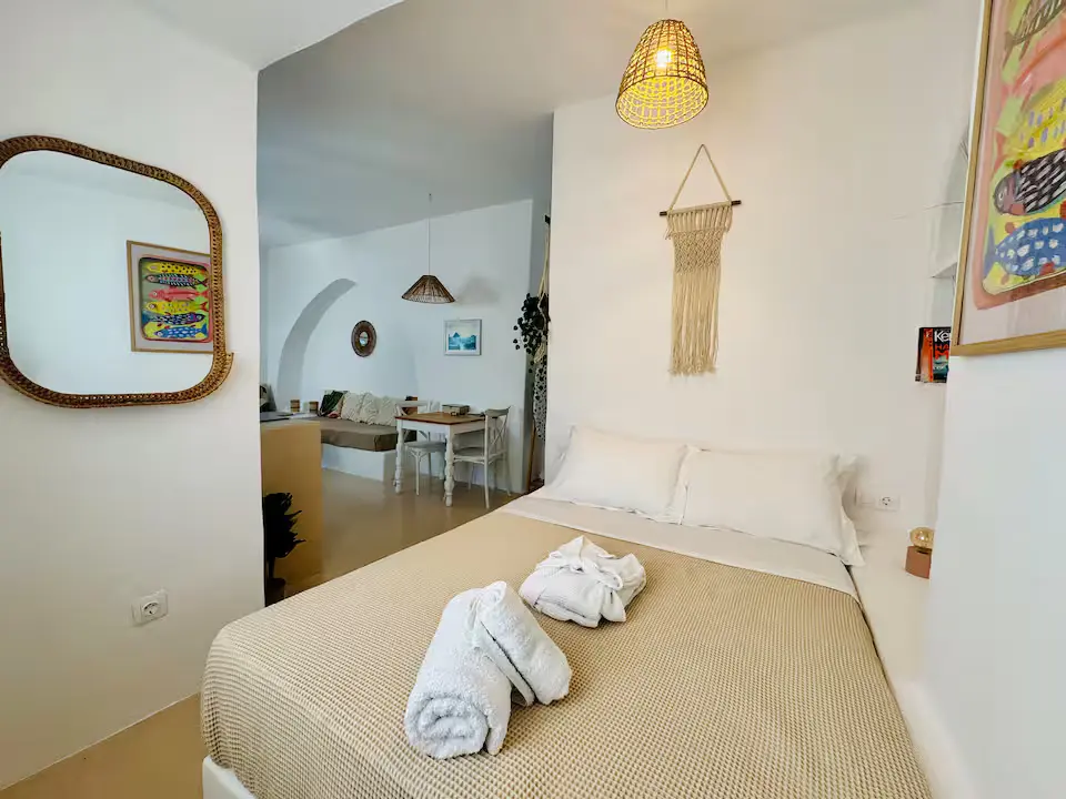 Central Two Storey Home bedroom