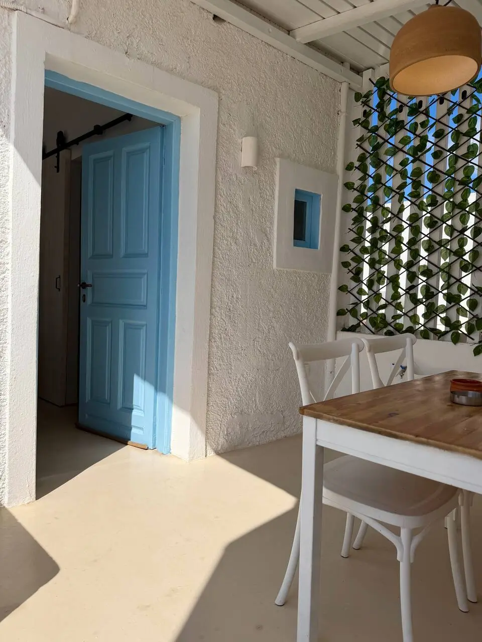 Central Two Storey Home terrache