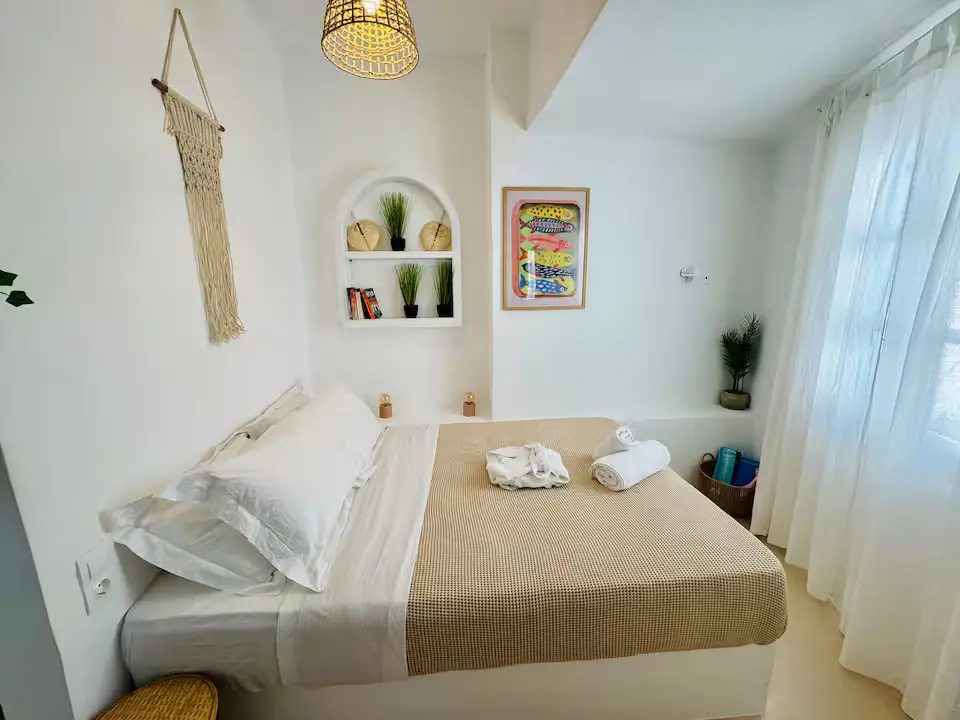 Central Two Storey Home bedroom
