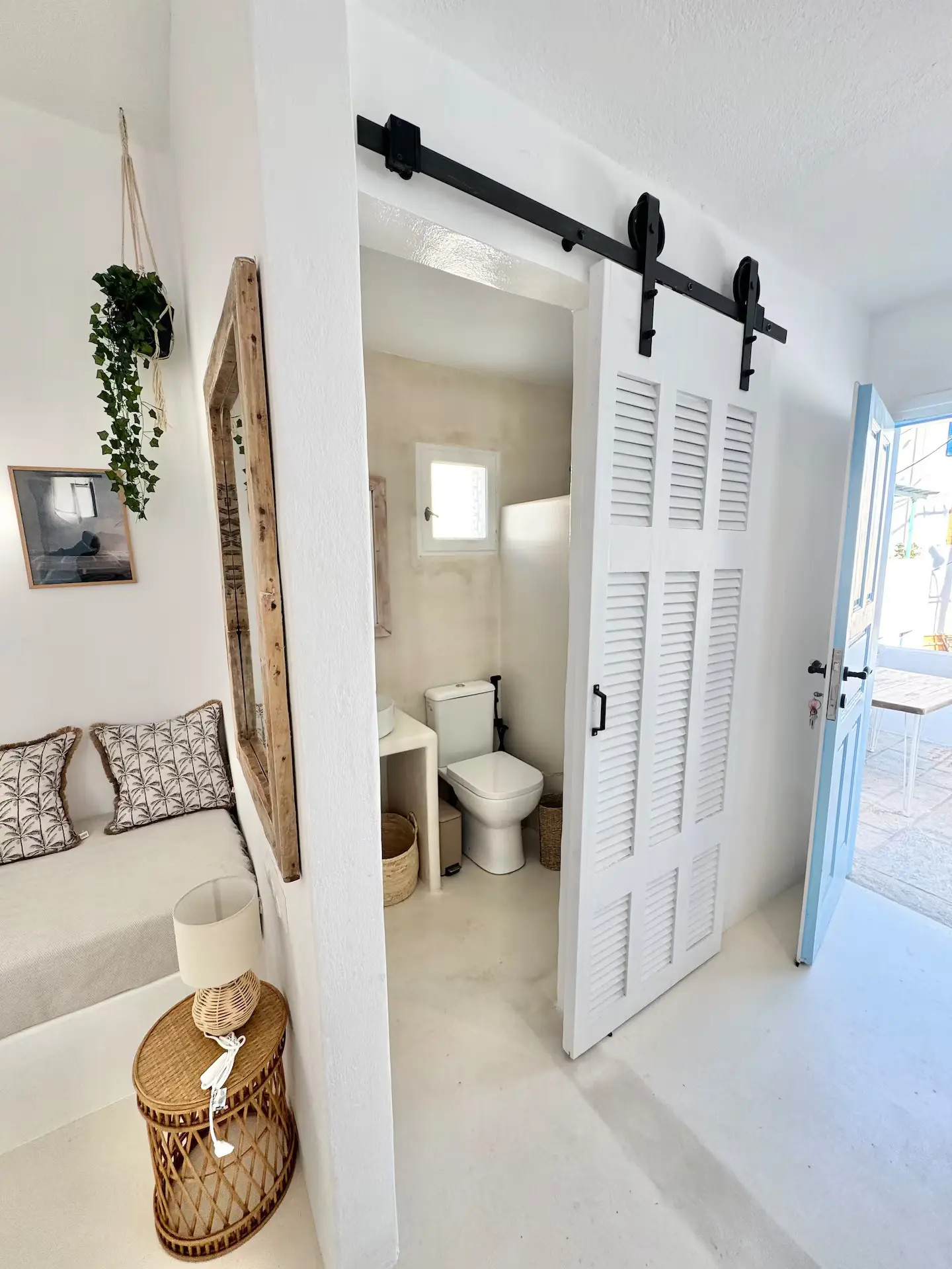 Windmills studio with rooftop terrace bathroom